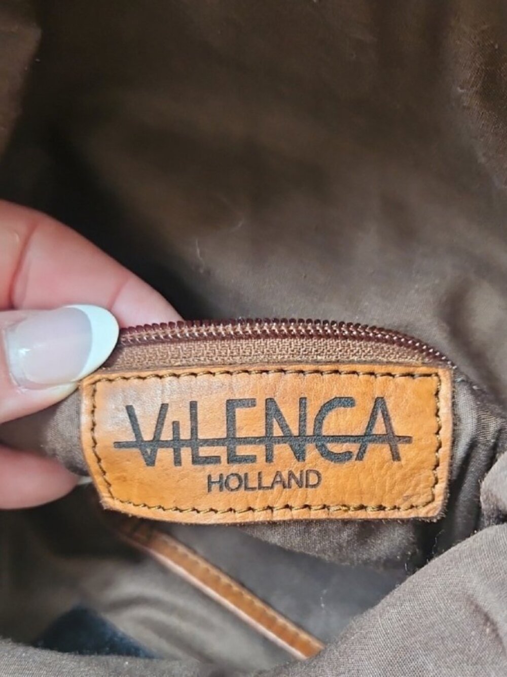 Vilenca Holland Tan Leather Roll-Top Backpack - Picture 4 of 4
